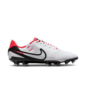 beste-voetbalschoenen-kunstgras-nike-tiempo-legend-10 -Academy-MG-zwart-rood