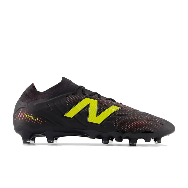 New Balance Tekela V5 Pro Low Zwart Geel